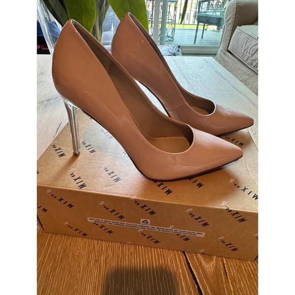 Mix No. 6 Womens Nude Patent Pointed Toe Heels With Clear Stiletto Heel - Picture 2 of 10